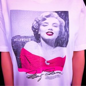 NWOT Marilyn Monroe Tee Hollywood Sign T-Shirt, Large White Black Pink
